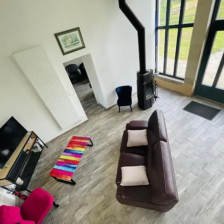 Holiday home Spacieux Et Lumineux Dans Belle Dependance Avec Terrasse Privative, Parc Et Chiens Acceptes - Fr-1-410-412 *