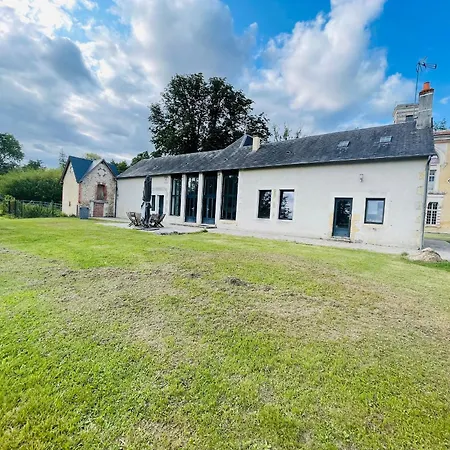 Spacieux Et Lumineux Dans Belle Dependance Avec Terrasse Privative, Parc Et Chiens Acceptes - Fr-1-410-412 Holiday home